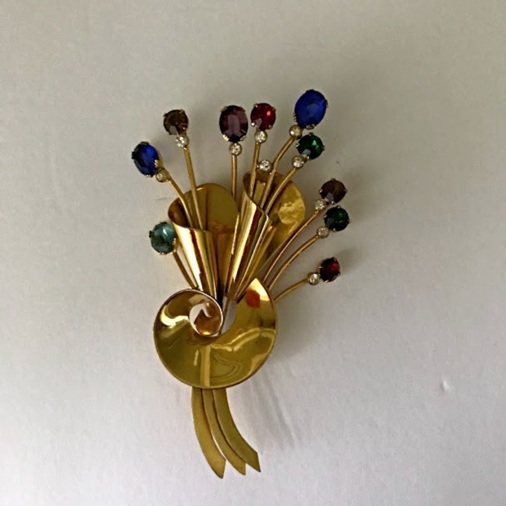 vintage 1940s Coro gemstone and rose vermeil sterling brooch stars in the sky
